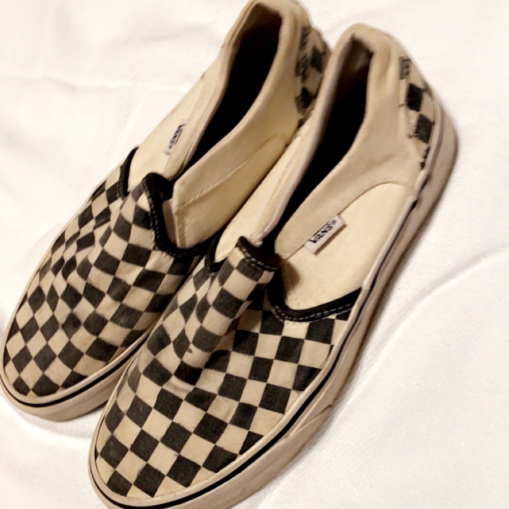checkered vans!